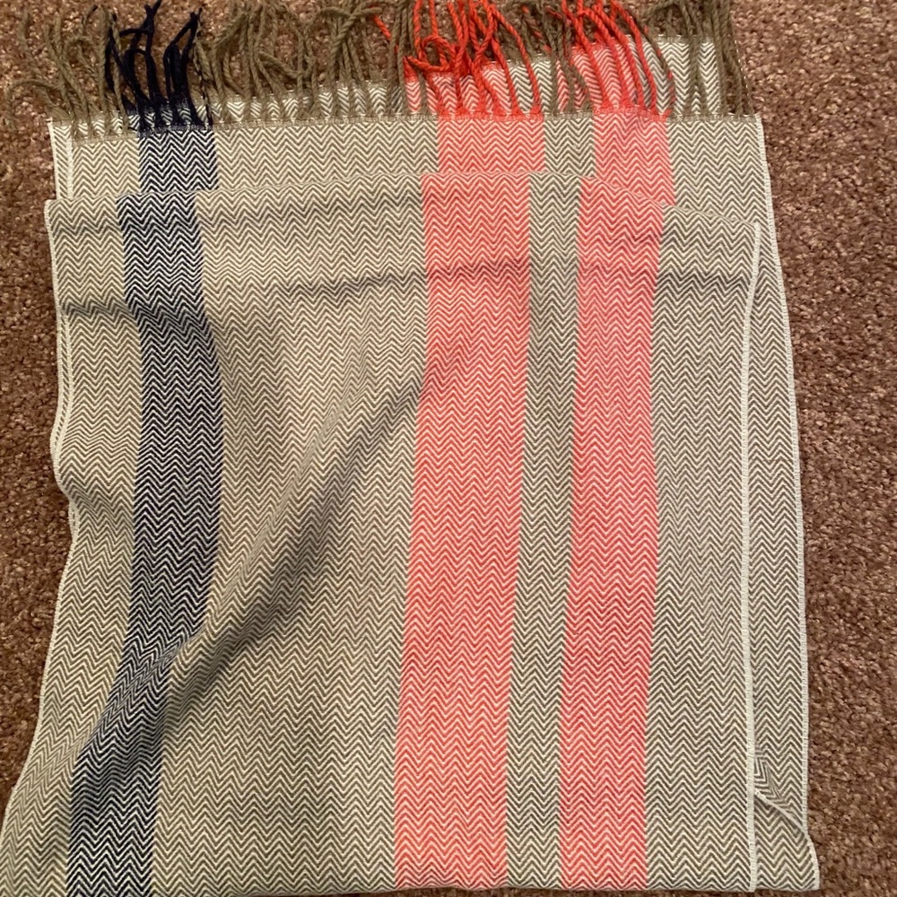 Multicolored scarf